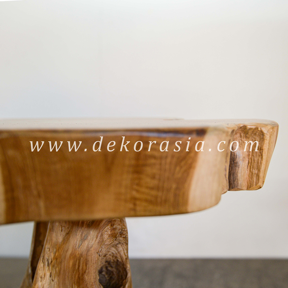 Natural D40 - 2 Wooden Stools Natural