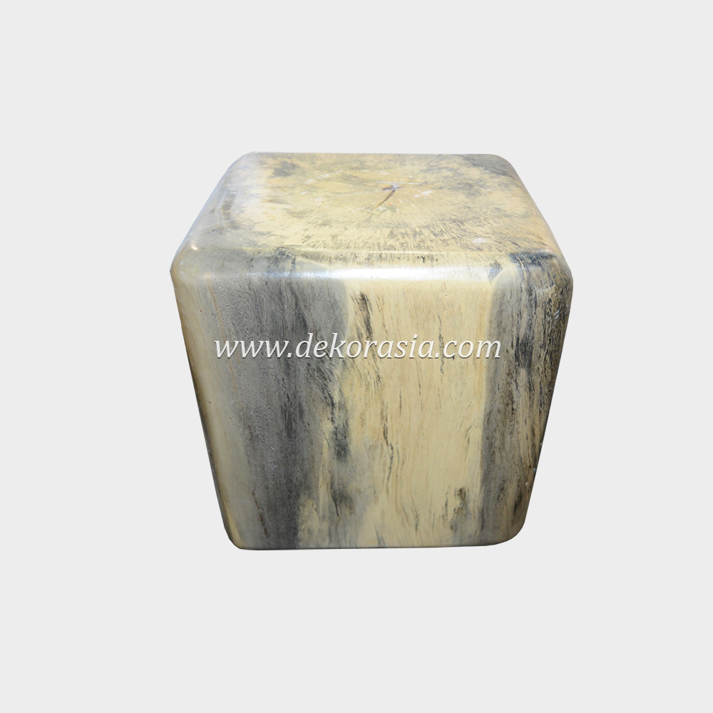 Wood Stools (30) 1 Cube Wooden Stool
